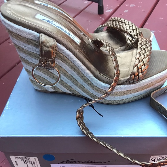 wedge - Picture 4 of 6